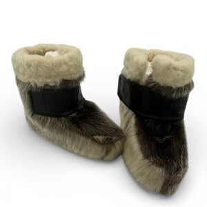 Infant Shearling & Seal Fur Booties – Size 18 Months Moccasins Cold Weather